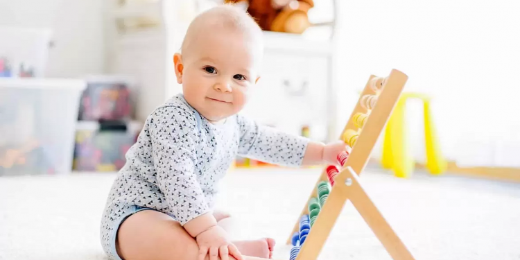 اسباب بازی نوزاد چی بخرم